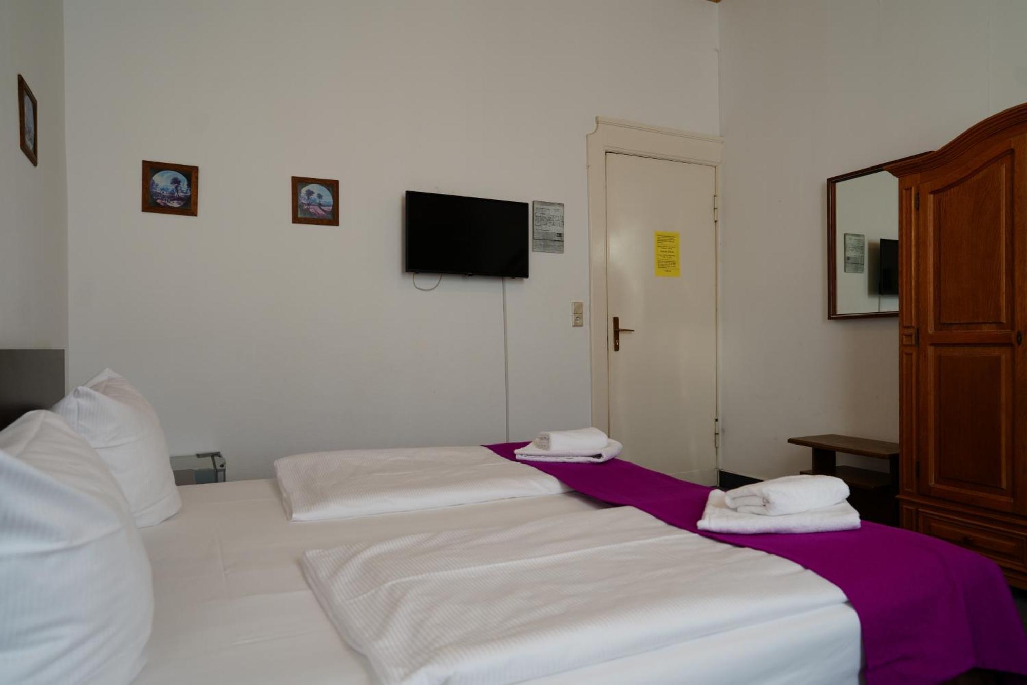 Hotelpension Margrit Berlin Exterior foto
