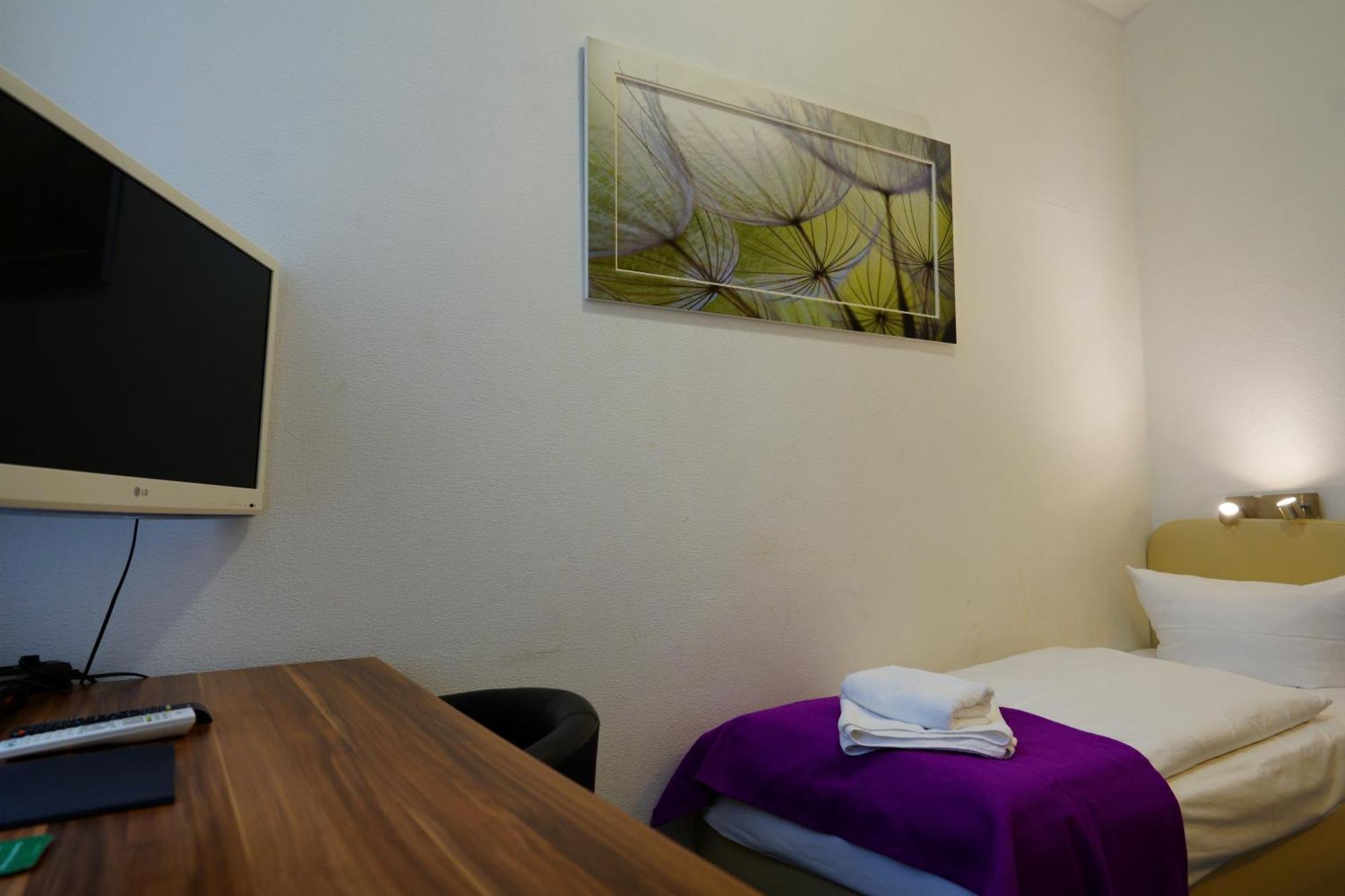 Hotelpension Margrit Berlin Exterior foto